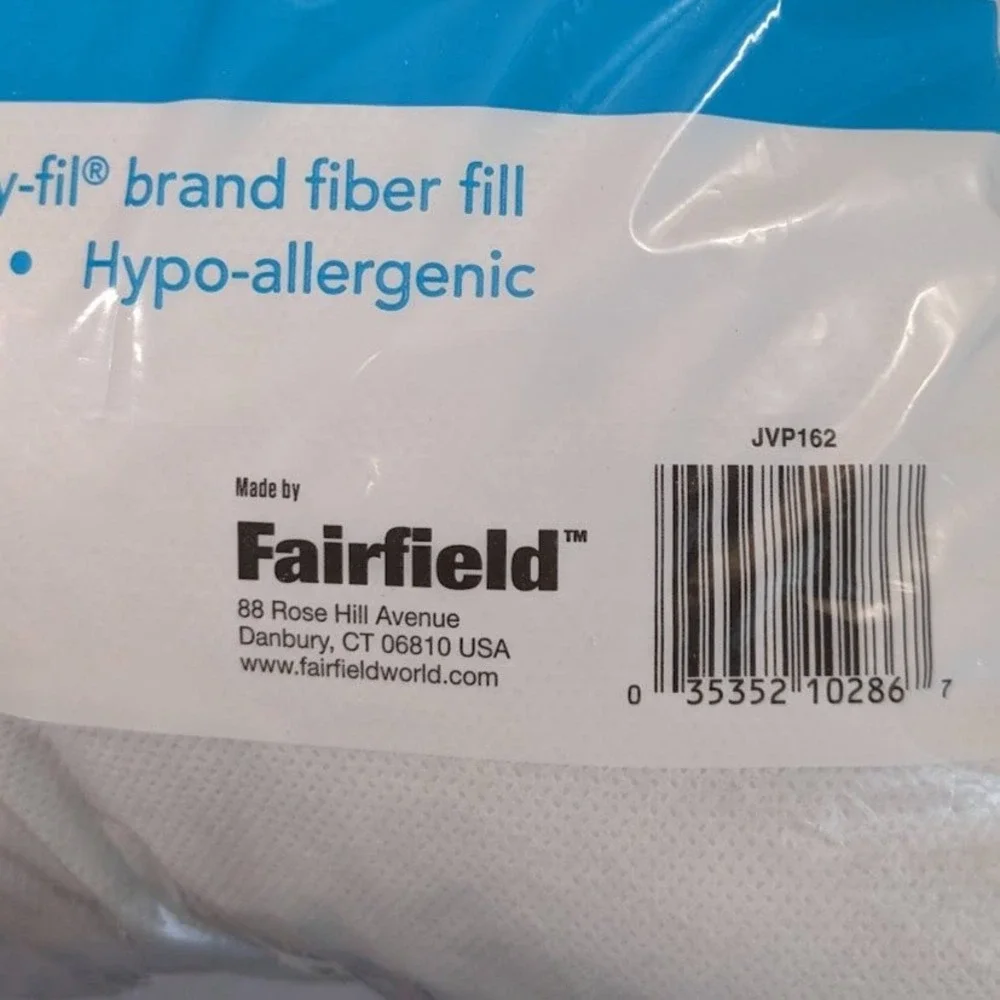 Fairfield Poly-fil Basic 16x16 Pillow Inserts 2 Pack White Square Hypoallergenic